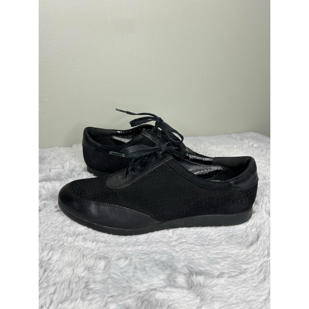 Cole Haan Classic Lightweight Black Lace-Up Low Profile Sneakers